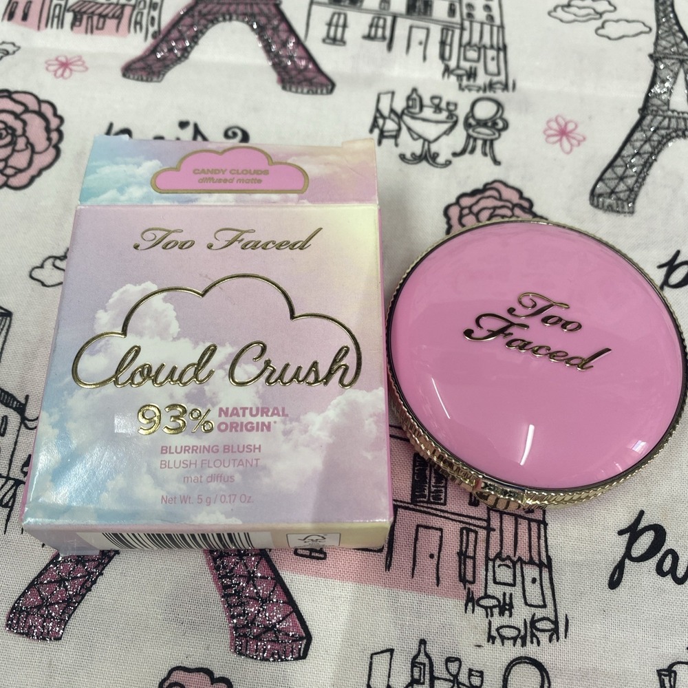 Too Faced Cloud Crush Blurring Blush in Candy Clouds .17 oz New in Box